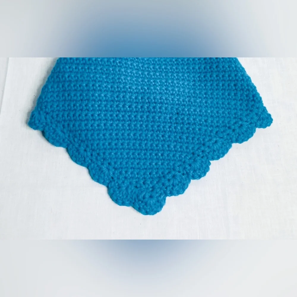 Bonnets - Picture 3 of 5